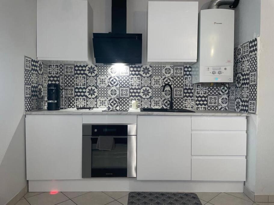 Magnifiquet3 Centre/gare/parking Annemasse